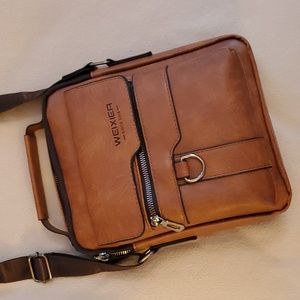 New Messenger Style Cross Body Bag Purse Neutral Brown